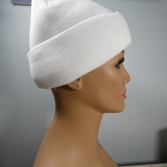 White knit beanie cap with Santa Cruz logo - Picture 3 of 8